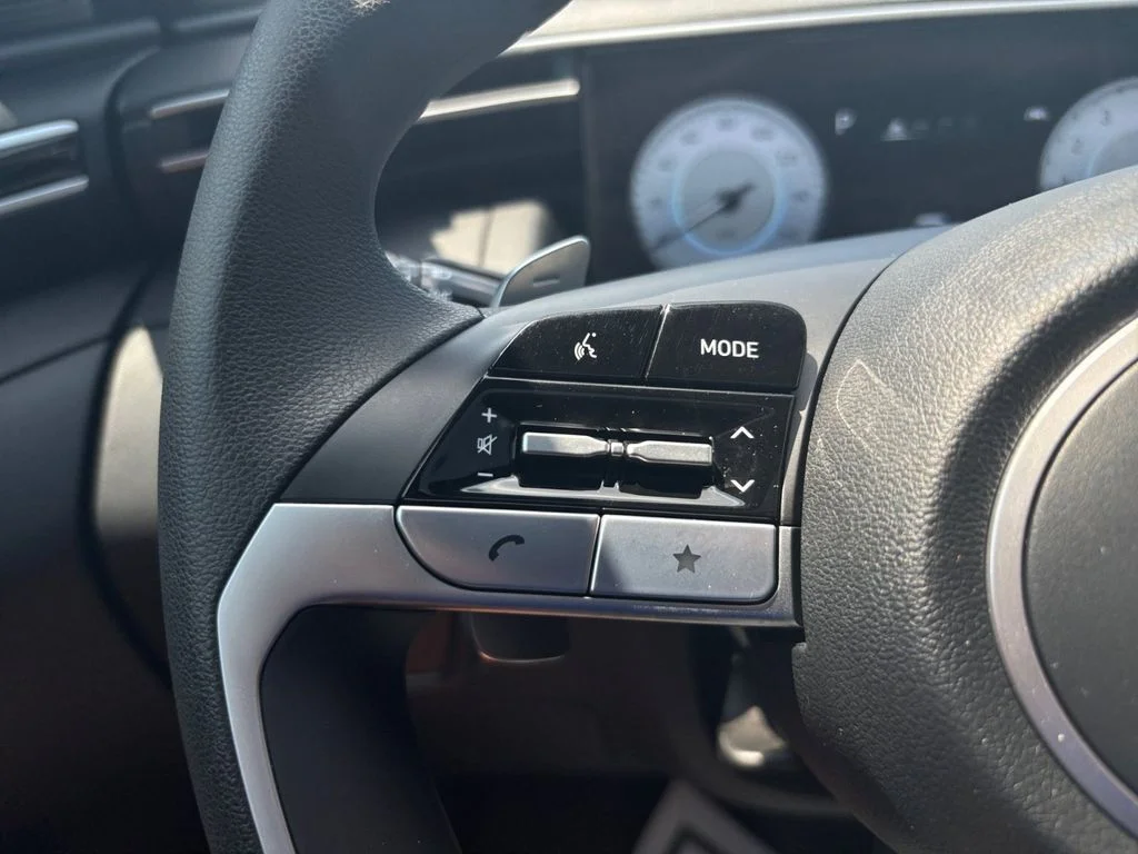 Used 2024 Black Hyundai NIGHT image 31