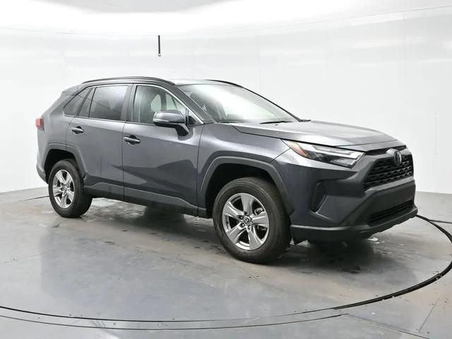 Used 2025 Magnetic Gray Met Toyota XLE image 1