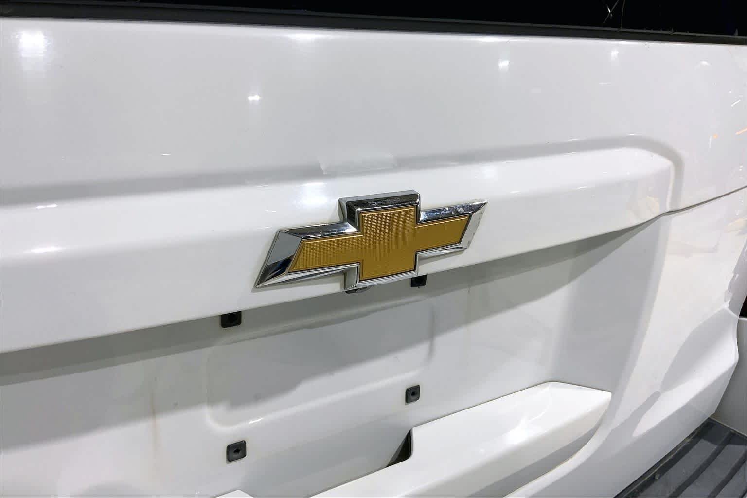 Used 2019 Summit White Chevrolet LT image 9