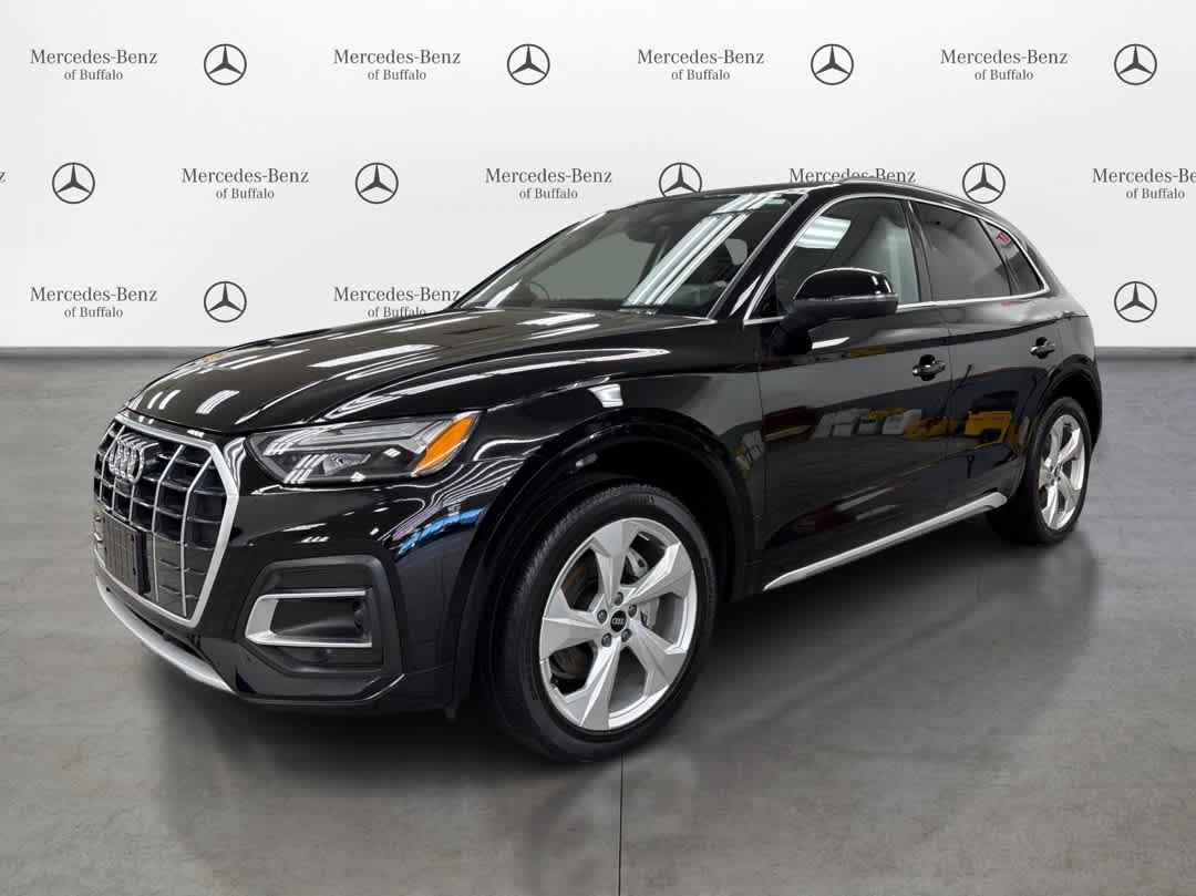 2021 Audi Q5 45 Premium Plus's photo