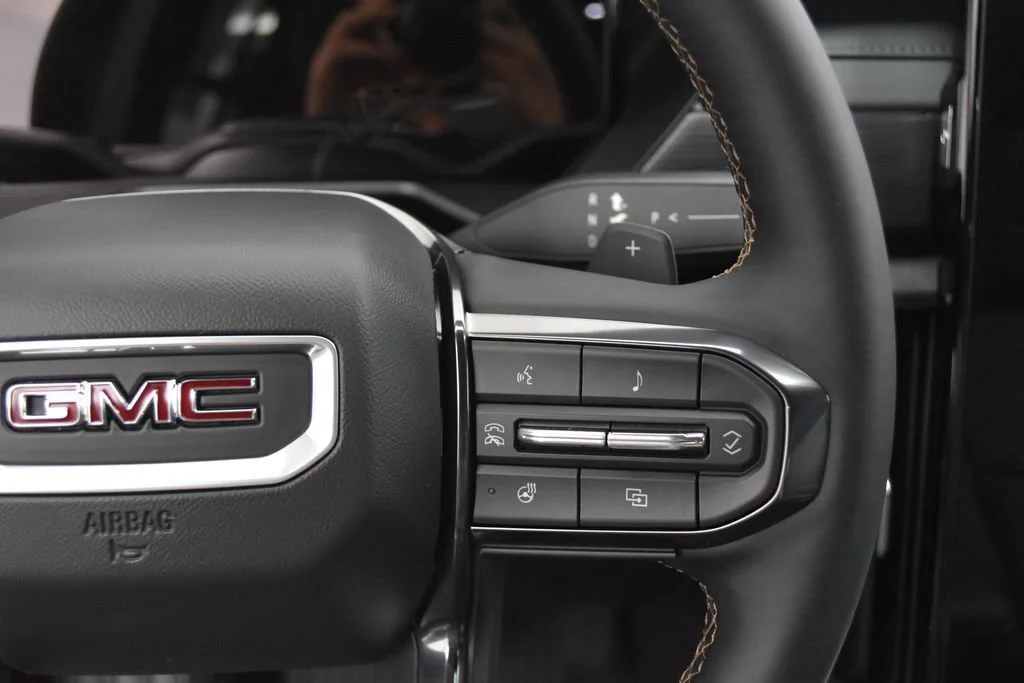 2026 GMC Acadia AT4 - Photo 11