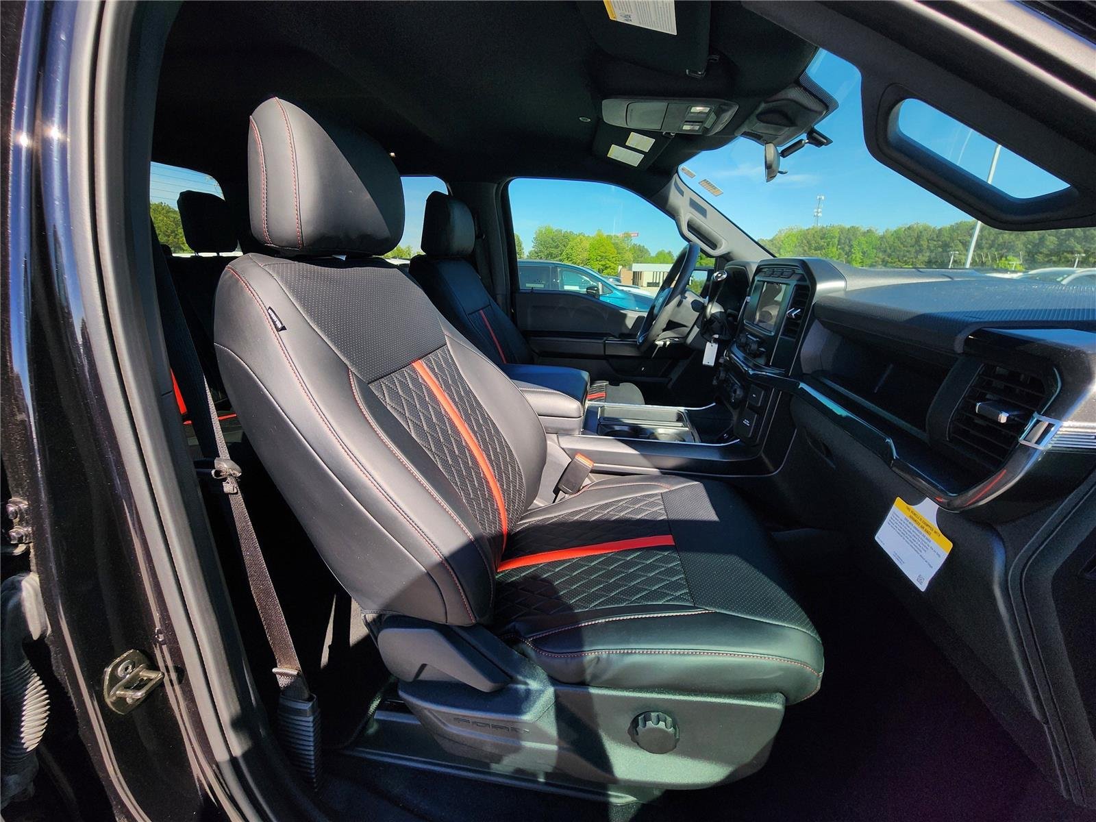 Used 2023 Agate Black Metallic Ford XL image 10