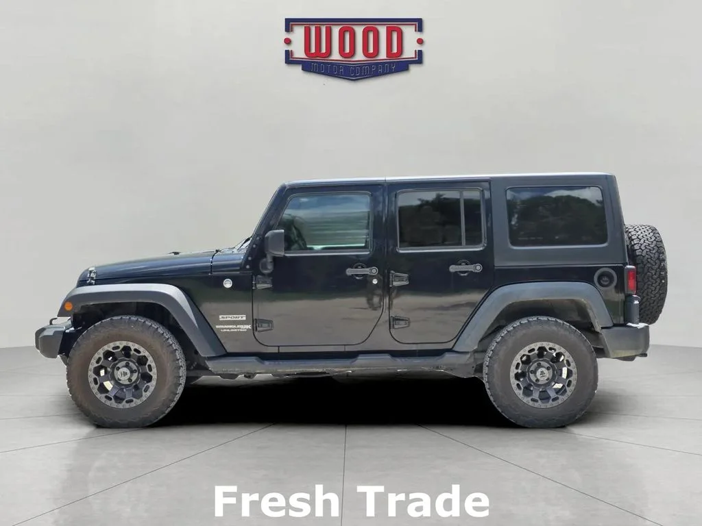 Used 2018 Black Clearcoat Jeep Unlimited Sport image 4