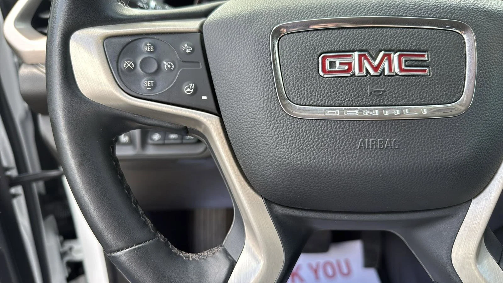 Used 2023 White GMC Denali image 17