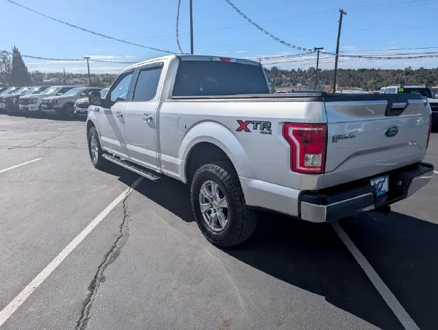 Used 2016  Ford XLT image 4