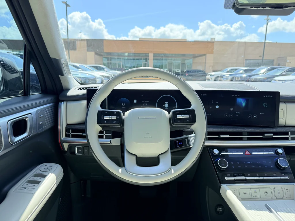 Used 2024 Hampton Gray Hyundai Calligraphy image 20