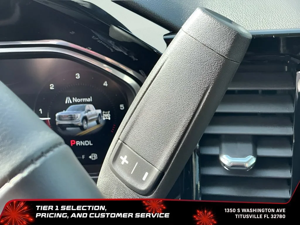 New 2026 Sterling Metallic GMC Elevation image 28