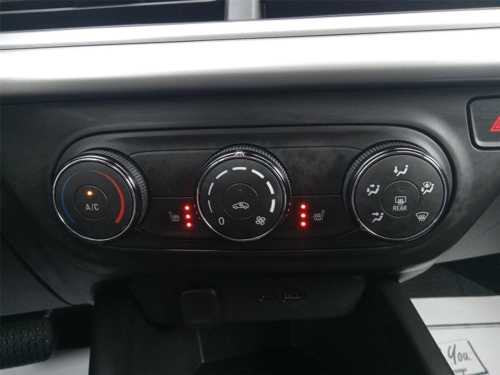 Used 2024 Summit White Chevrolet 1RS image 19