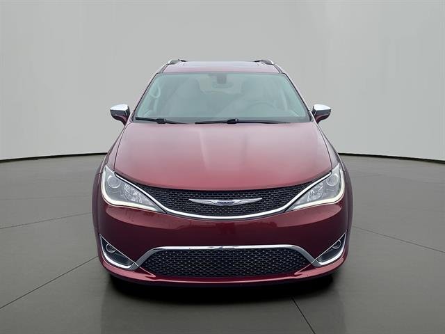 2020 Chrysler Pacifica Limited, photo 7 of 12