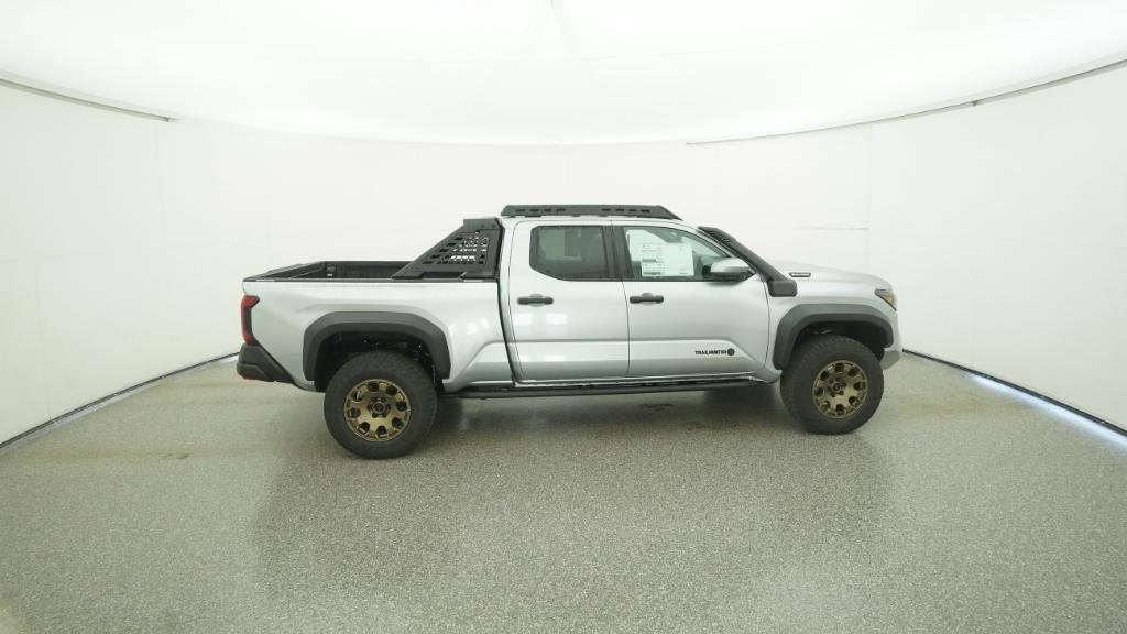 New 2025 Celestial Silver M Toyota Trailhunter image 65