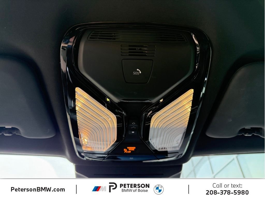Used 2024 Green BMW xDrive40i image 36