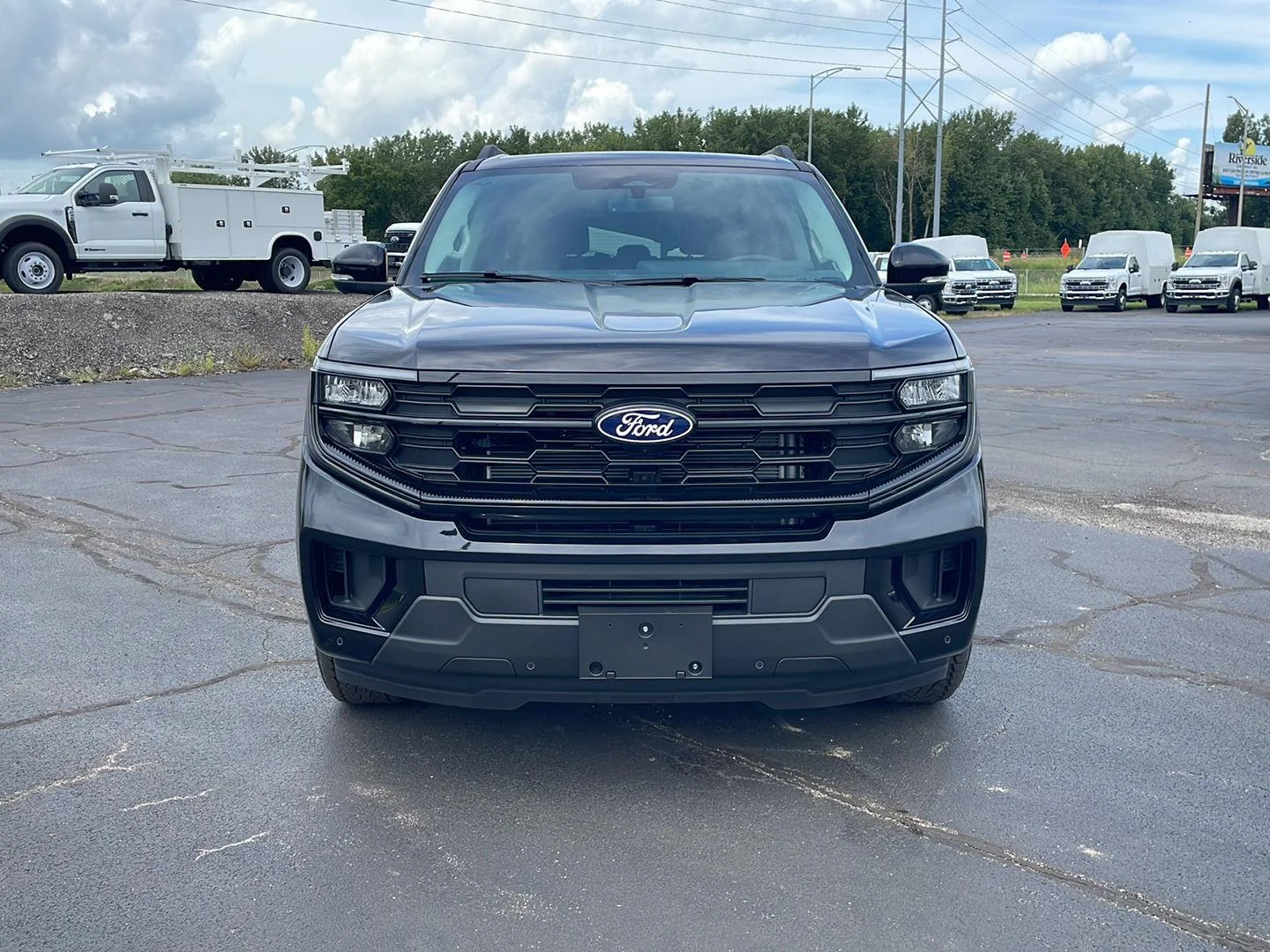 New 2027 Agate Black Metallic Ford Active image 8