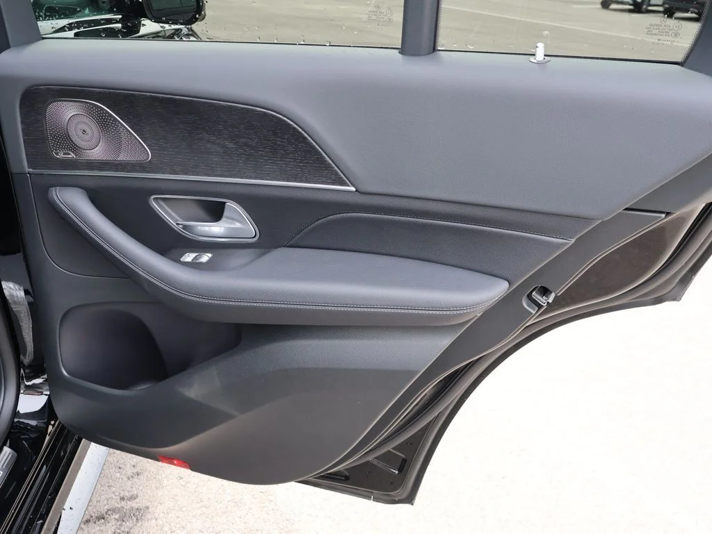 New 2026 Black Mercedes-Benz GLE 350 image 16