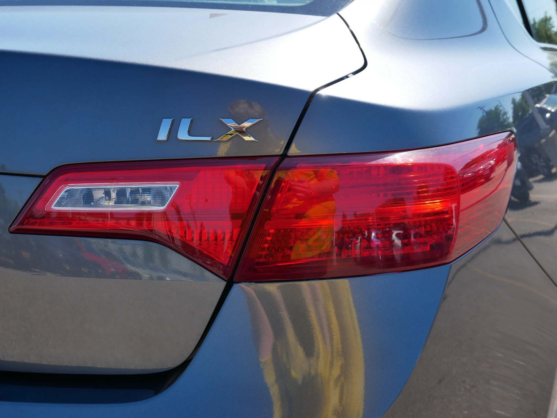 Used 2014 Polished Metal Metallic Acura 2.4L Premium Pkg image 17