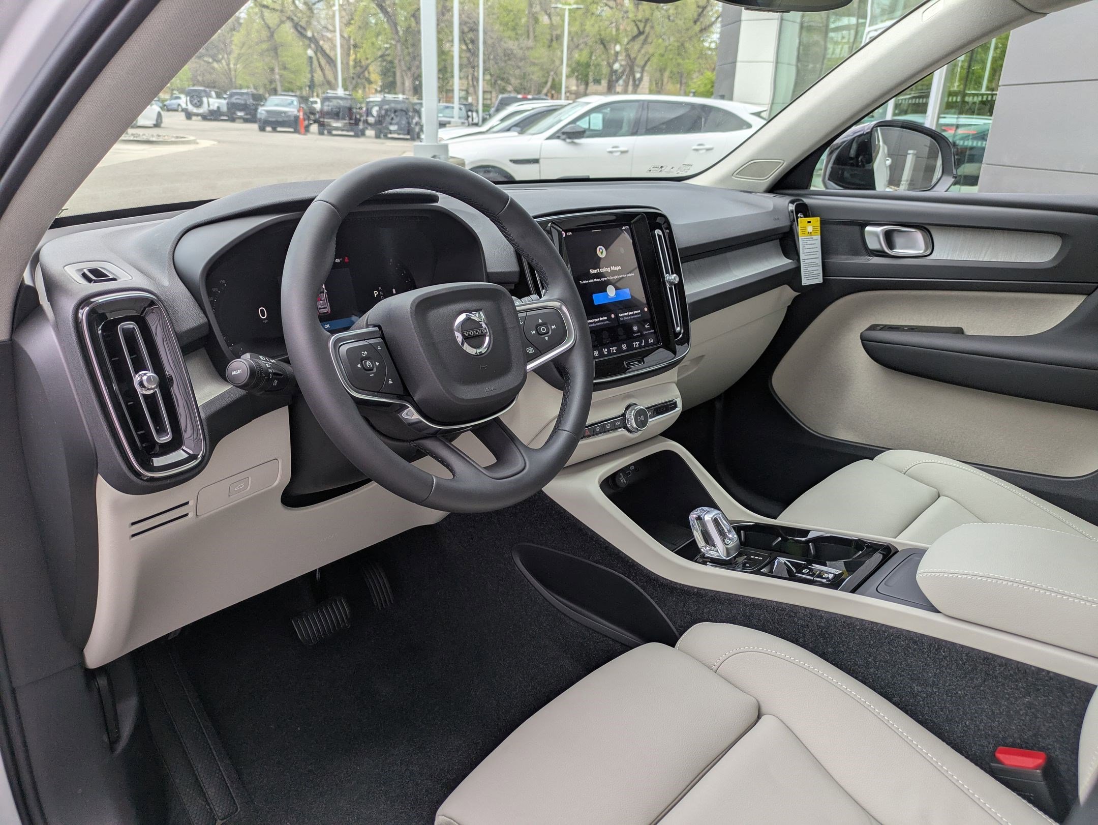 New 2026 Crystal White Volvo Plus image 10