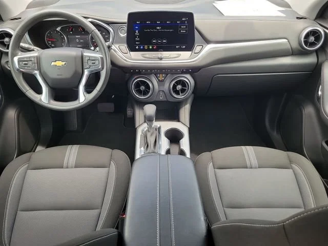 2025 Chevrolet Blazer 2LT - Photo 14