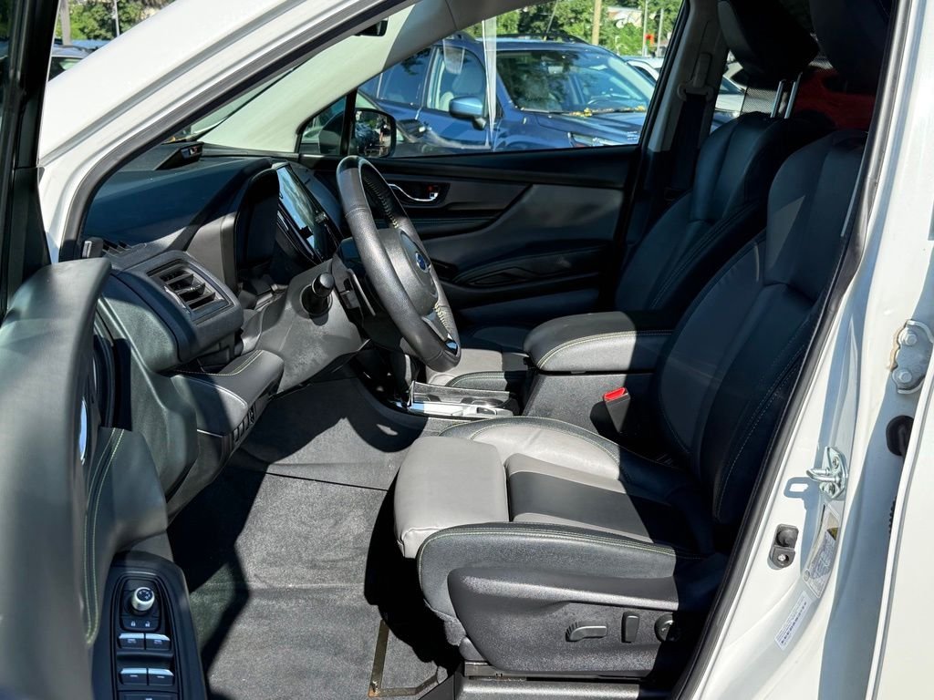 Used 2023 White Subaru Onyx Edition image 24