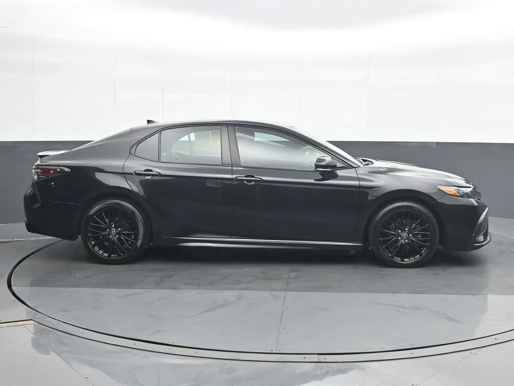 Used 2022 Black Toyota SE Nightshade image 7