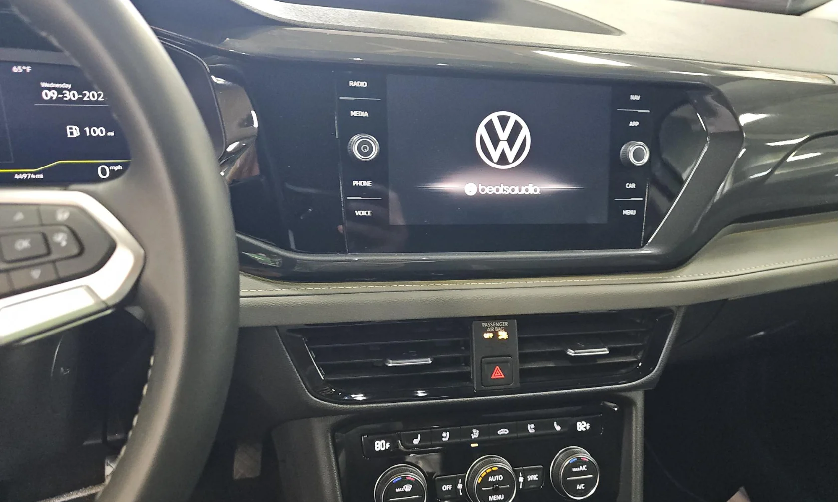 Used 2023 Pure White Volkswagen 1.5T SEL image 13