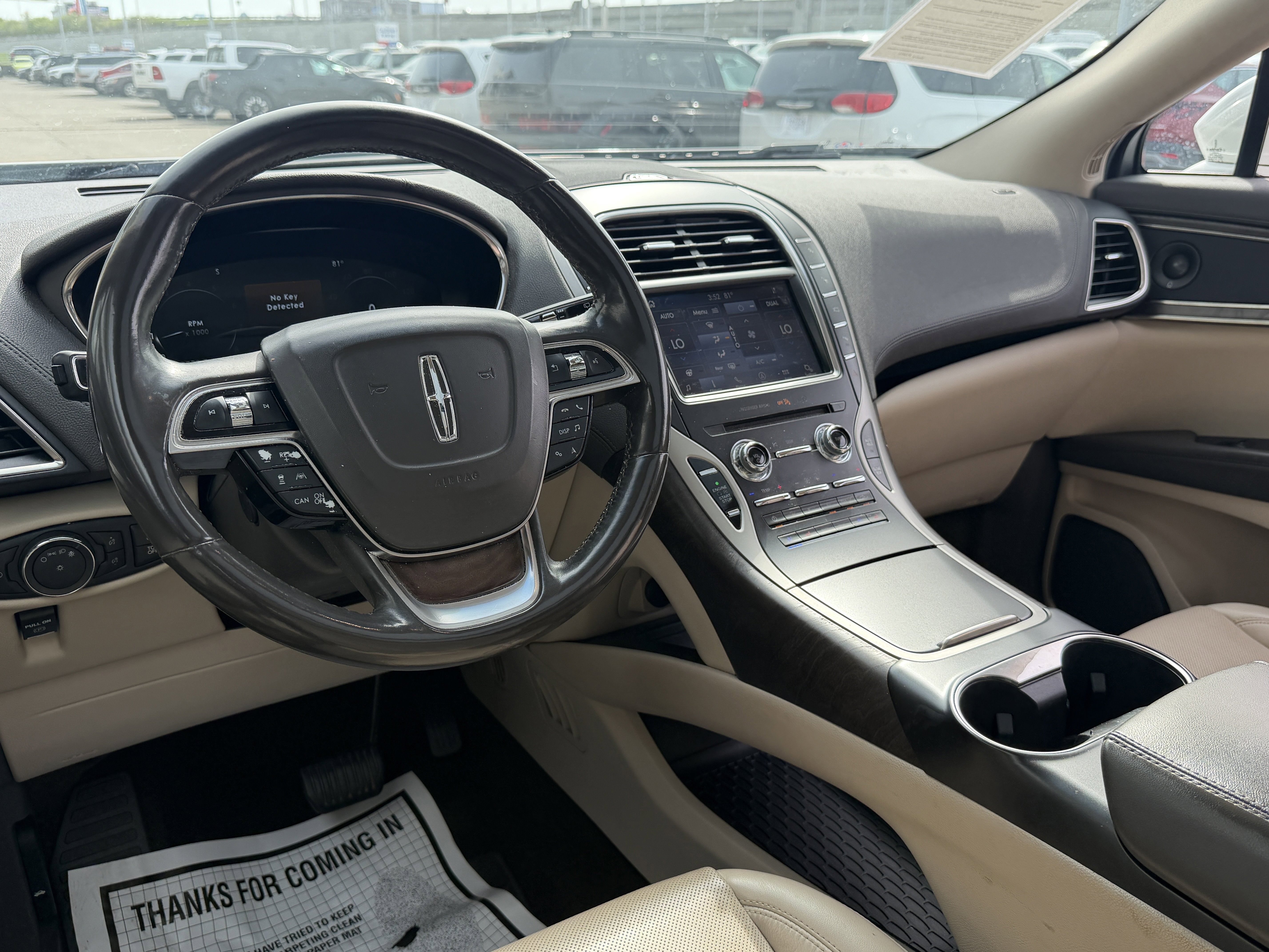 Used 2020 Pristine White Lincoln Reserve image 25