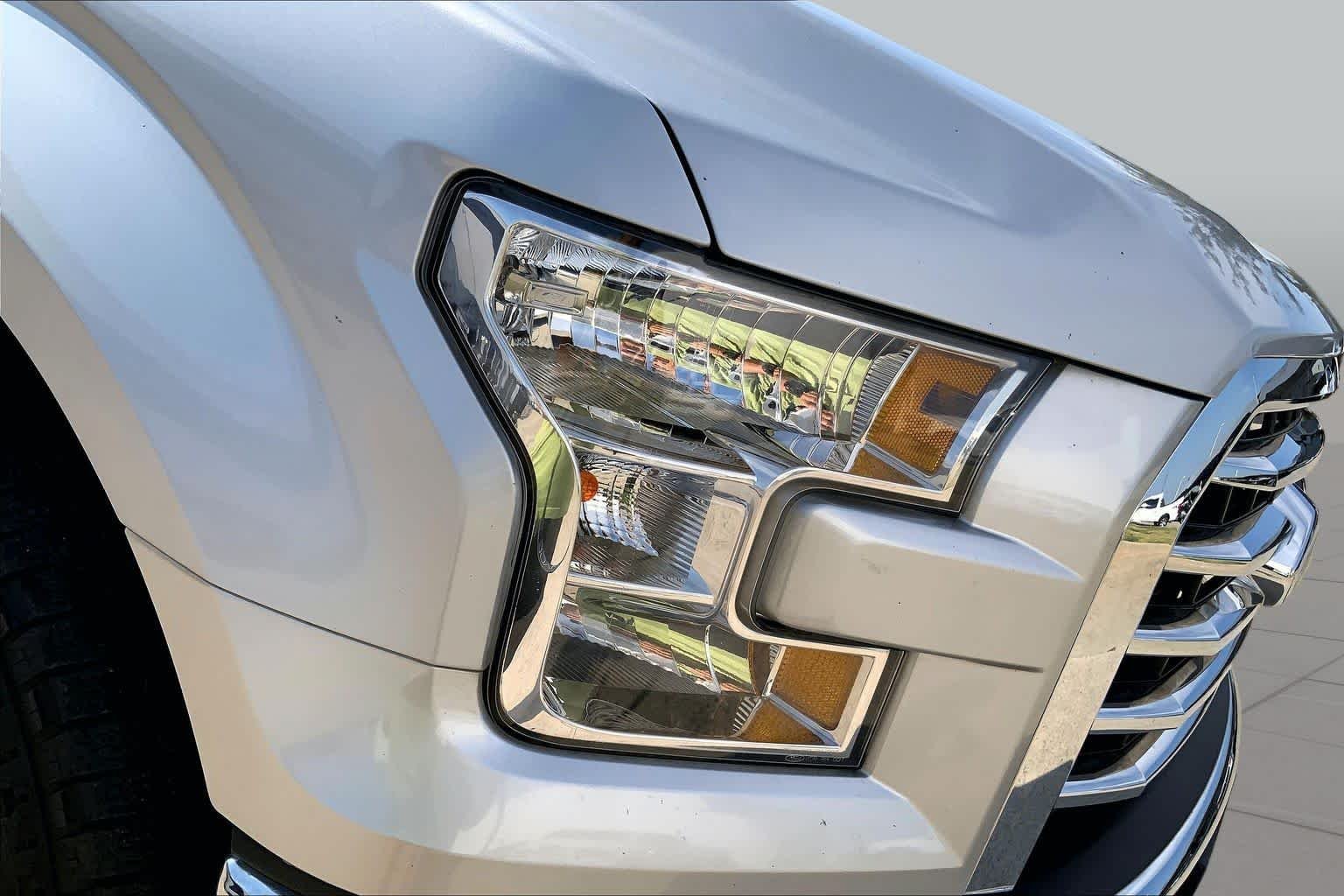 Used 2017 Ingot Silver Metallic Ford XLT image 27