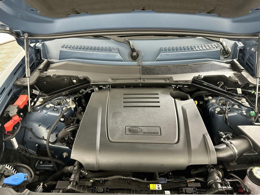 New 2026 Tasman Blue Land Rover S image 29