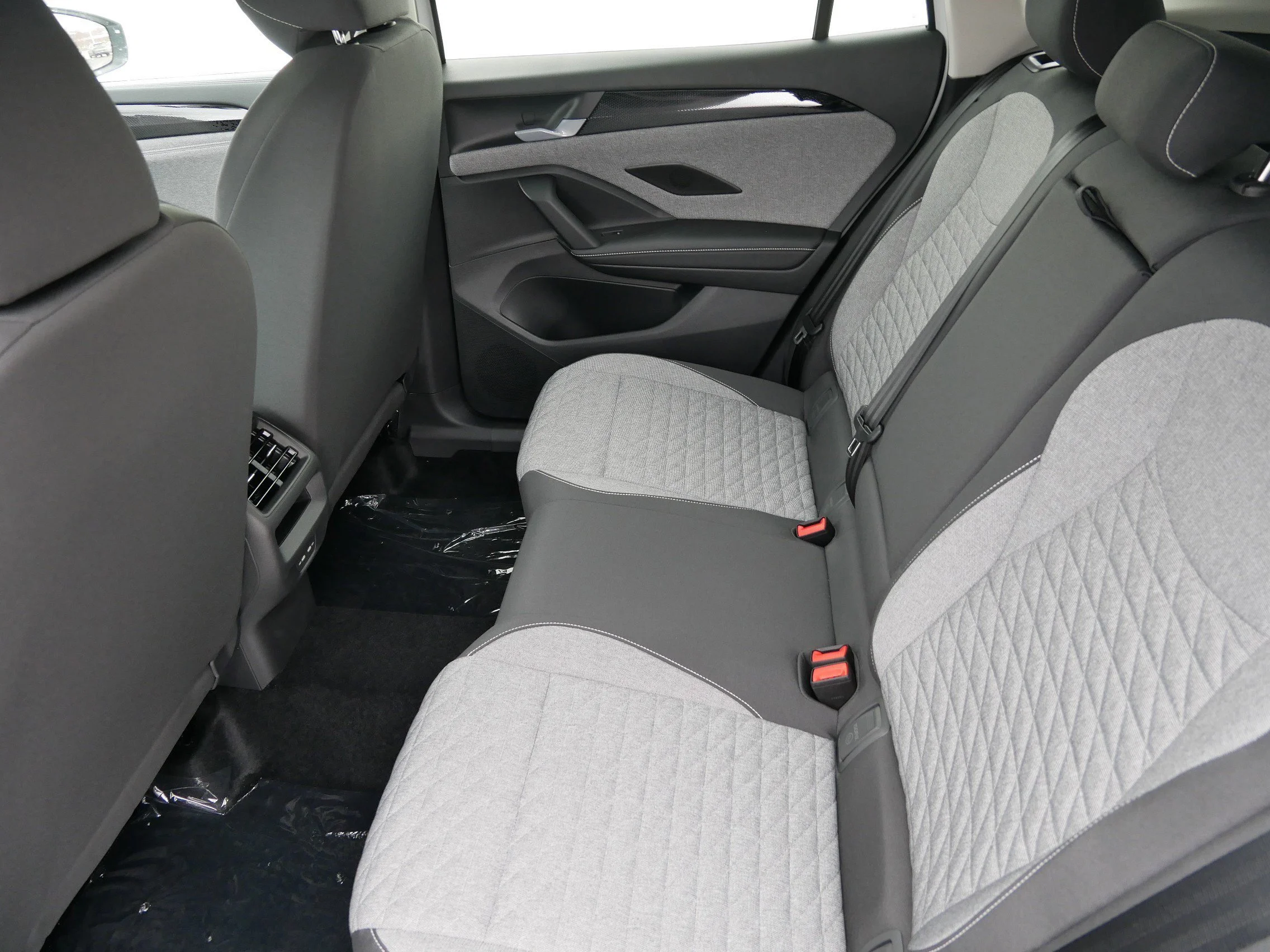 New 2026 Platinum Gray Metallic Volkswagen S image 8