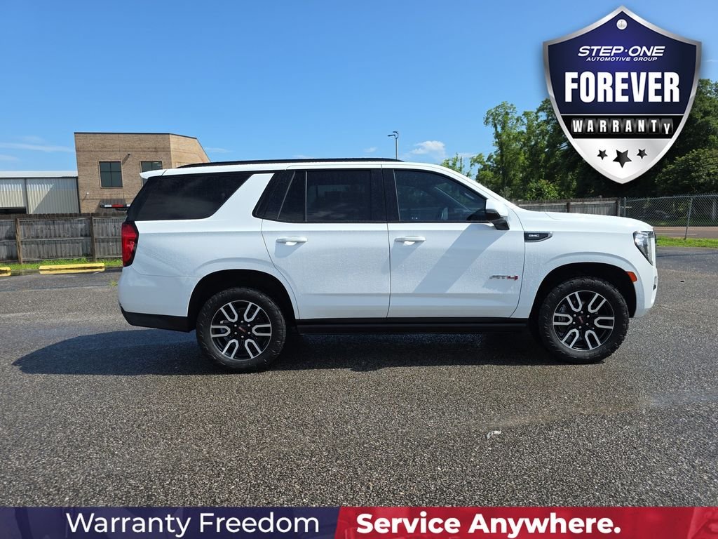 Used 2023 White GMC AT4 image 8