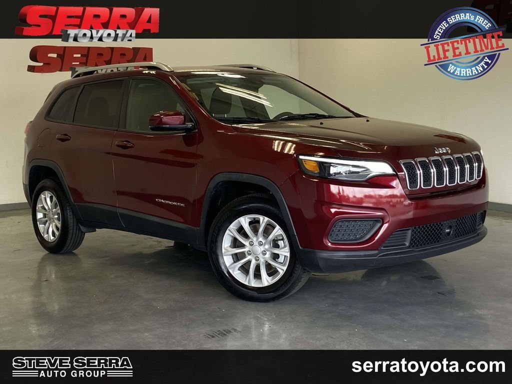 Used 2021 Red Jeep Latitude image 1