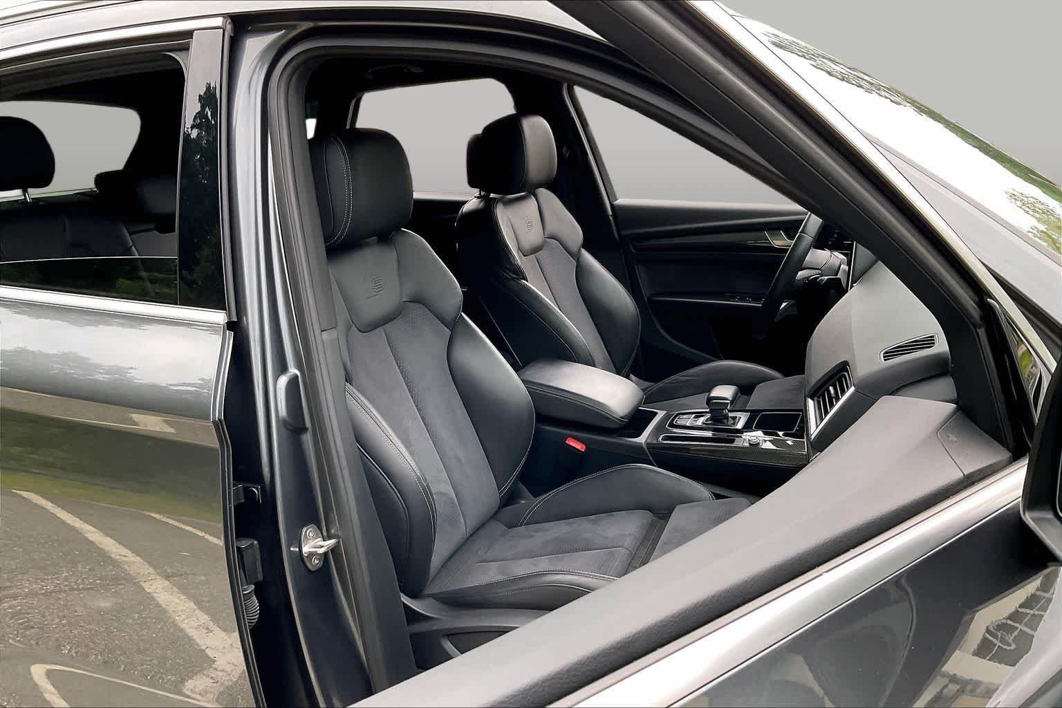 Pre-Owned 2022 Audi SQ5 Premium