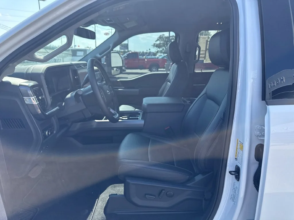 2026 Ford F-250 Super Duty Lariat - Photo 18