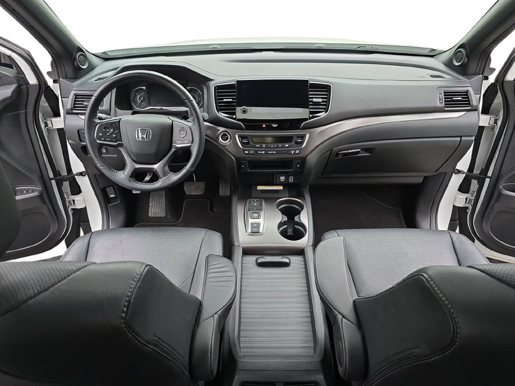 Used 2022 Beige Honda EX-L image 10