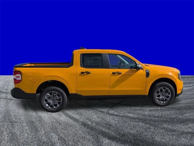 New 2026 Orange Fury Metallic Tri-Coat Ford XLT image 3