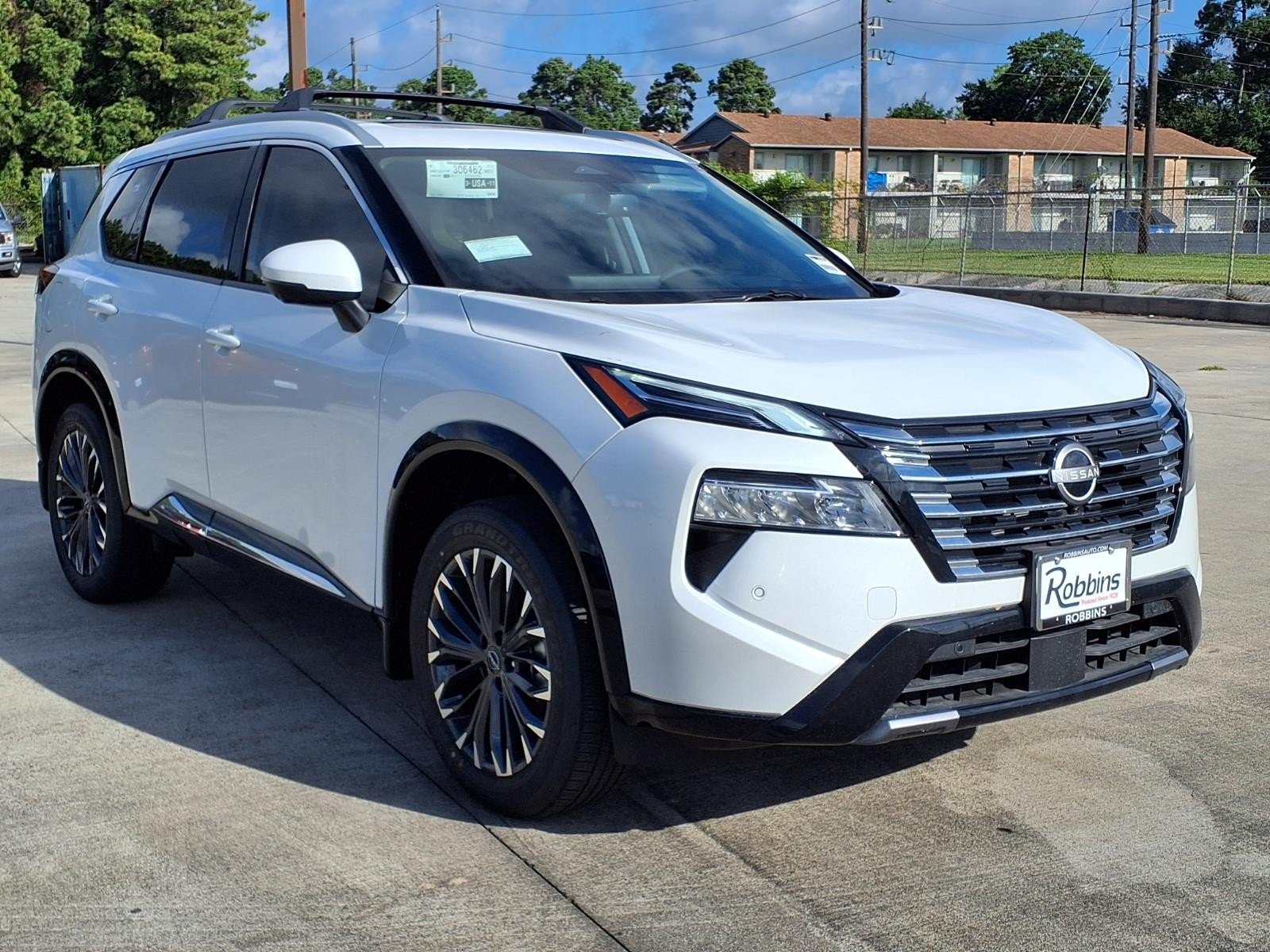2026 Nissan Rogue photo 3 of 22