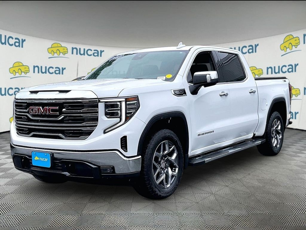 Used 2023 White GMC SLT image 3