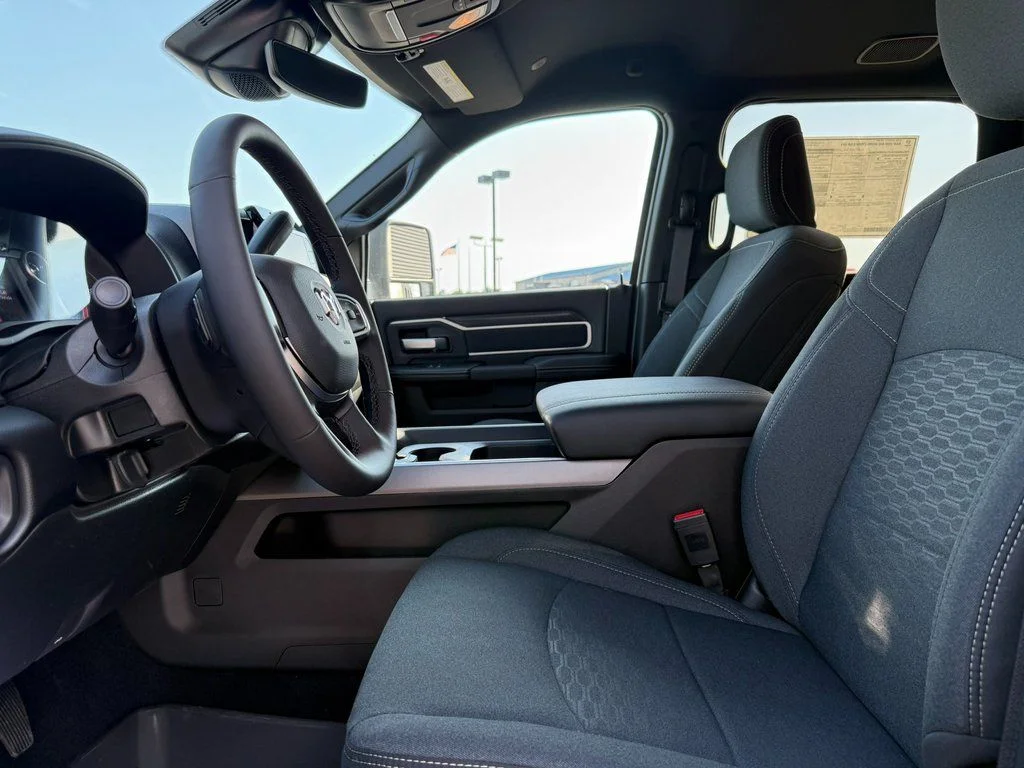 2026 RAM 2500 Big Horn - Photo 16