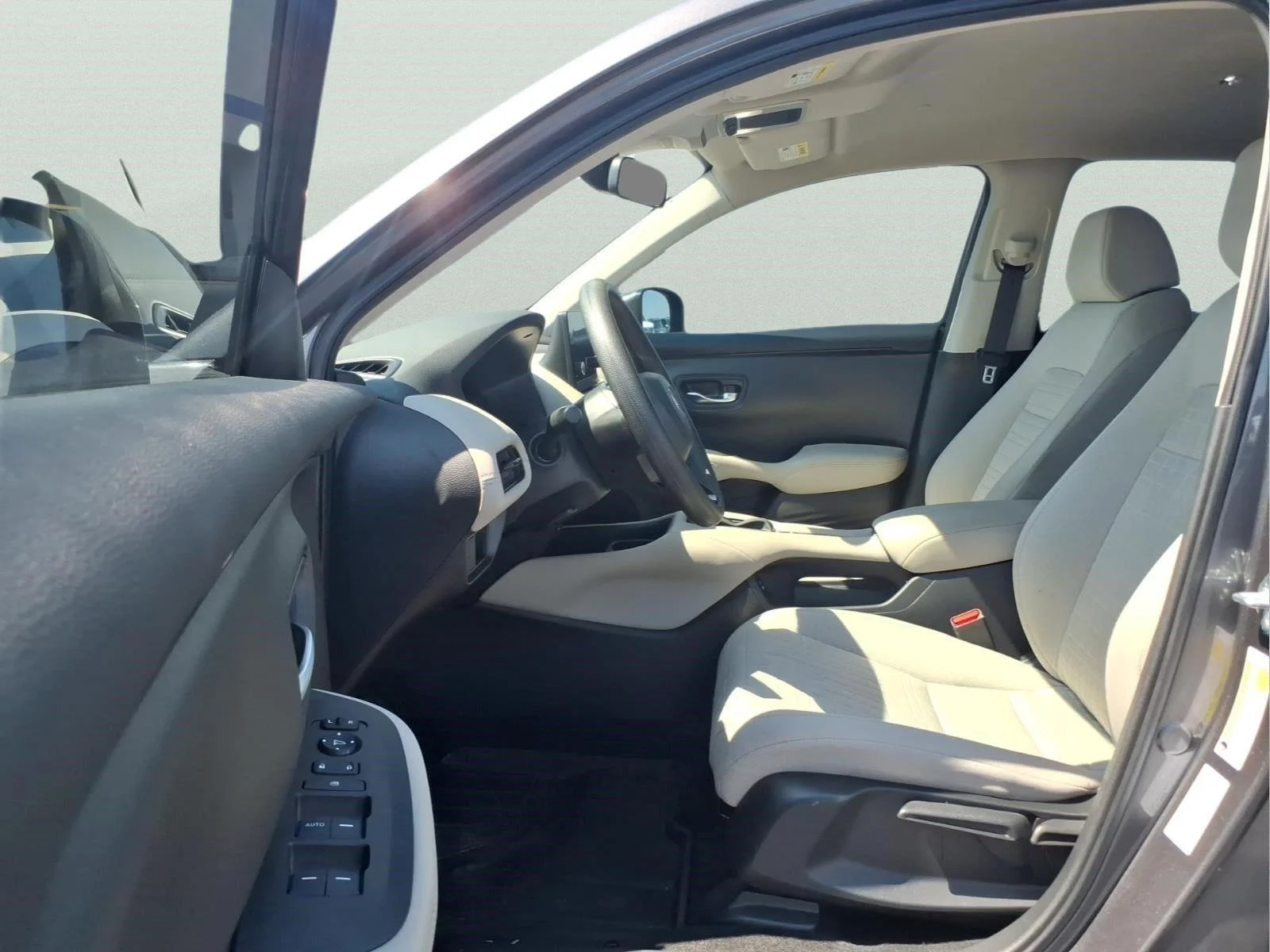 Used 2025 Modern Steel Metallic Honda LX image 16