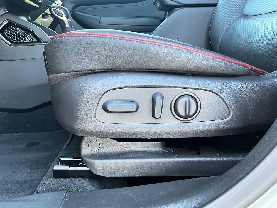 Used 2025 Gray Chevrolet RS image 19