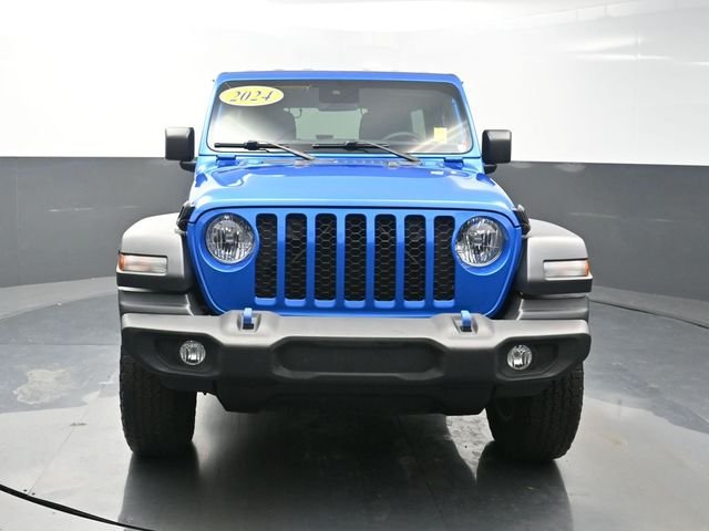 Used 2024 Blue Jeep Sport S image 2