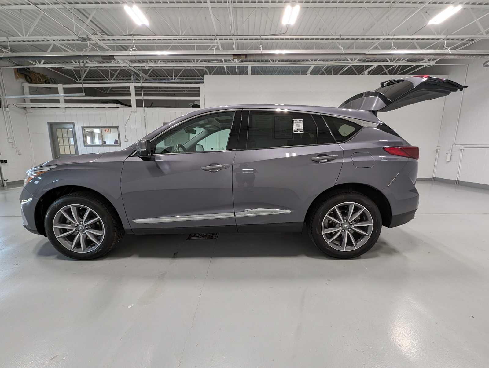 Used 2020 Modern Steel Metallic Acura SH-AWD with Technology Package image 12