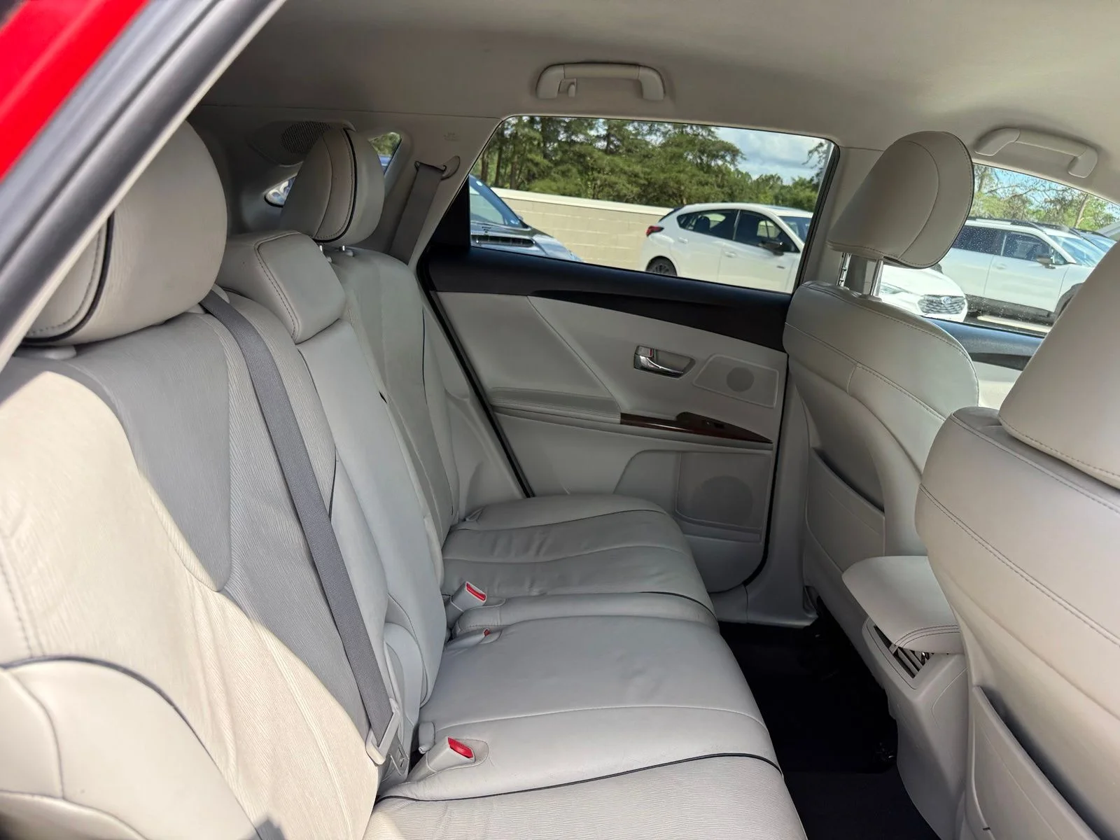 Used 2009 Red Toyota Base image 28