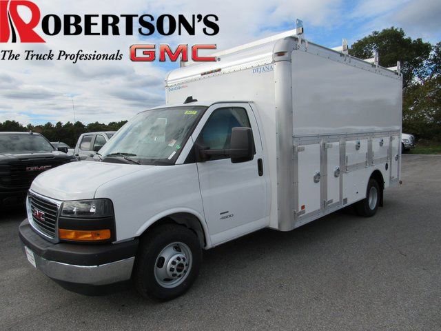 2025 GMC Savana 4500 177" WB's photo