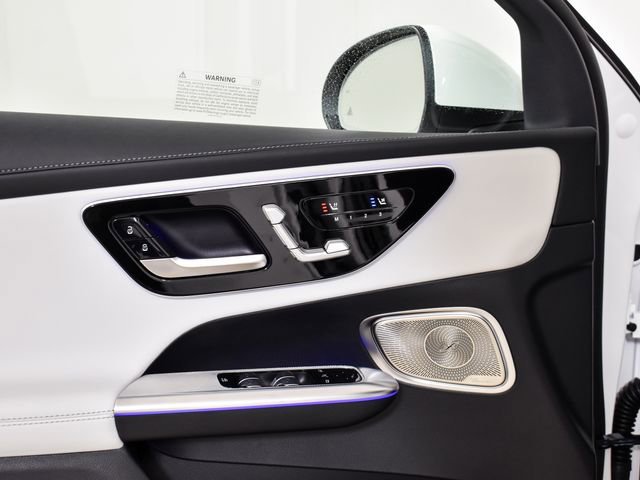 New 2026 Polar White Mercedes-Benz GLC 300 image 60