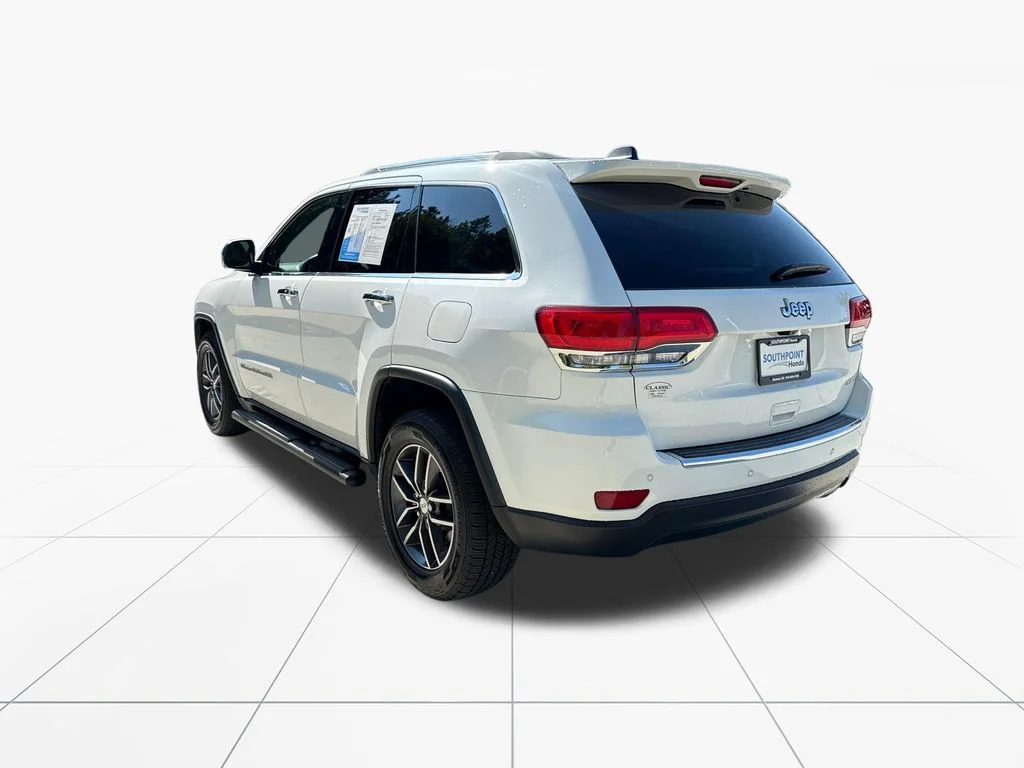Used 2018 Bright White Clearcoat Jeep Limited image 6
