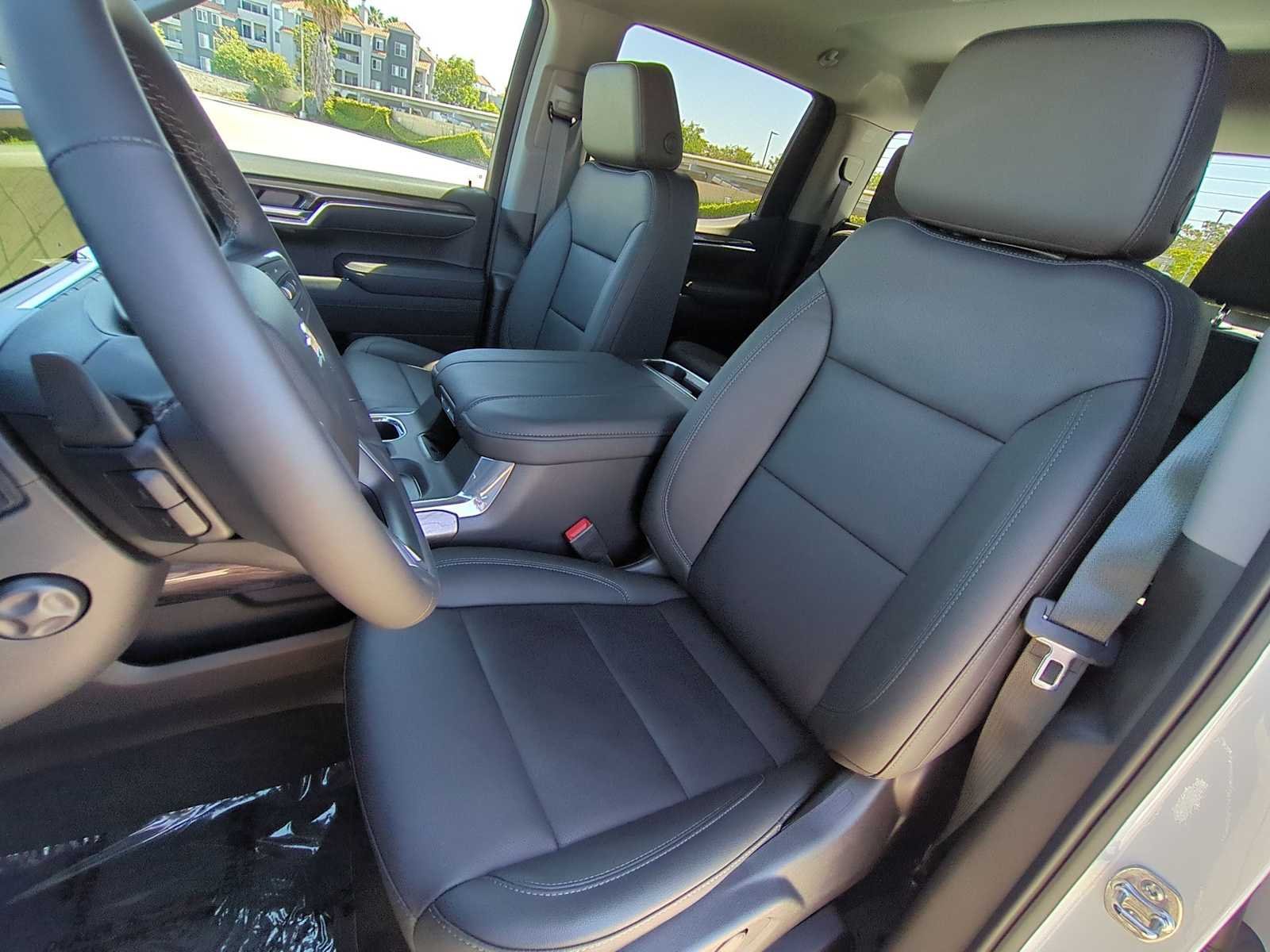 2026 Chevrolet Silverado 1500 LTZ - Photo 23