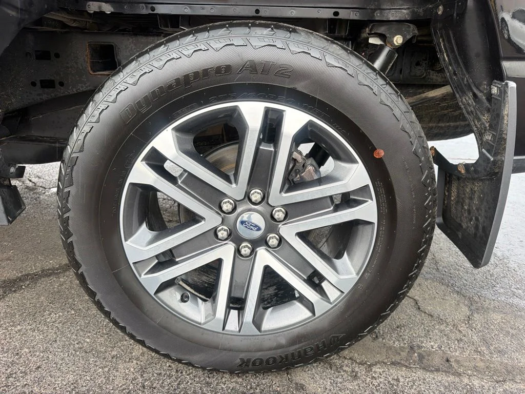 Used 2023 Black Ford XL image 54