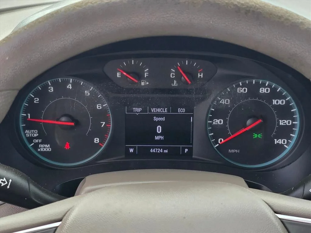 Used 2022 Gray Chevrolet LT image 7