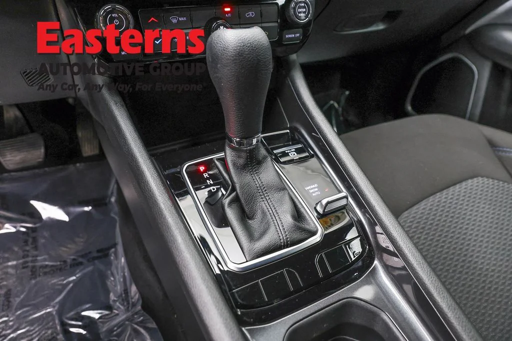 Used 2023 White Jeep Sport image 12