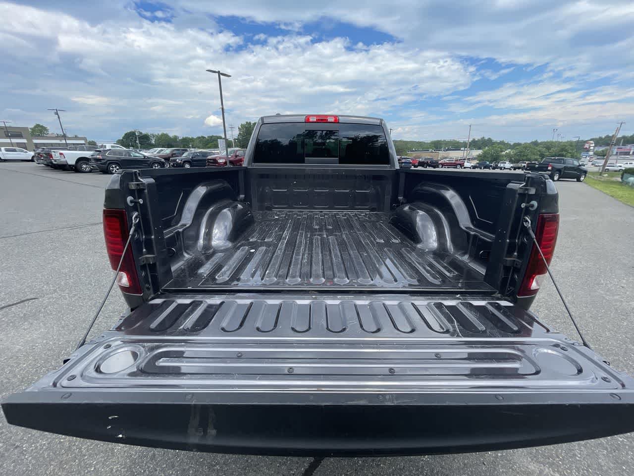 Used 2019 Granite Crystal Metallic Clearcoat Ram Warlock image 16