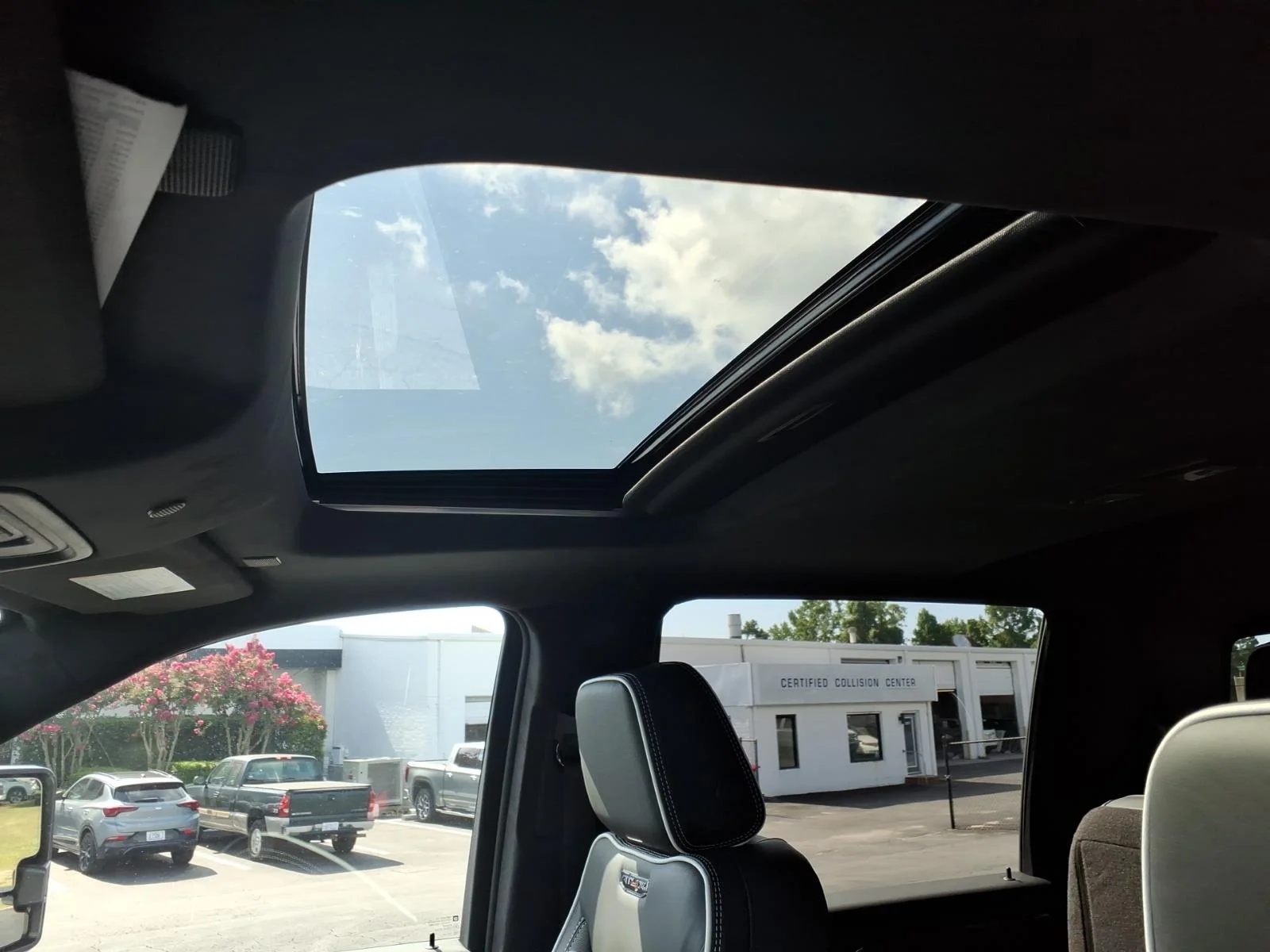 2026 GMC Sierra 2500HD AT4X - Photo 14